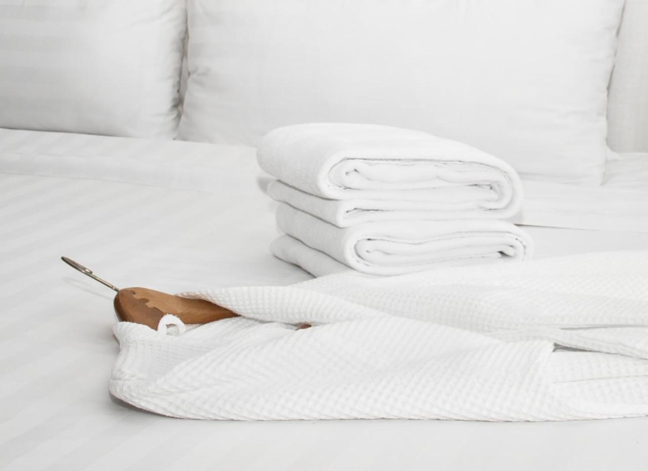 Hotel Crosswaters At 3*